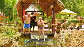 Cancún: Experiencia semiprivada en 3 cenotes con cascada