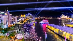 Vivid Sydney: Glass Boat Signature Dinner Cruise