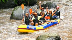 Rafting na białej wodzie w Ubud z lunchem w cenie