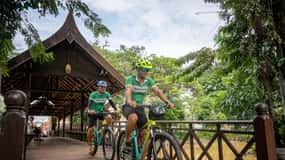 Siem Reap: Passeio matinal de bicicleta pela cidade com um especialista local