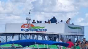 De Flores Guatemala: para Caye Caulker Belize Van + Ferry
