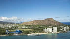 Honolulu: Blue Skies of Oahu Helicopter Tour