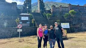 Excursão ao nascer do sol no Monte Agung - Aventura no pico mais alto 3142m