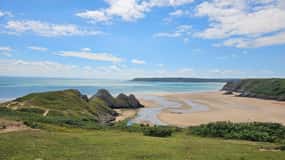 Three cliffs bay circular walk - Gower Peninsula