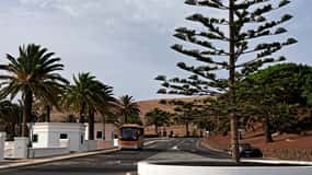 From Yaiza: Timanfaya Express Tour with No Queues