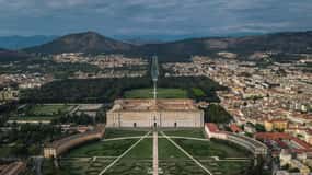 Caserta: Day Trip with High-Speed Train & Royal Palace