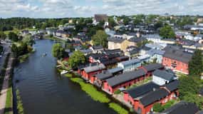 Exploração da cidade velha de Porvoo a partir de Helsinque