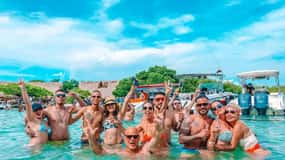 Cartagena: Rosario Islands Party to Baru & Cholon with Lunch