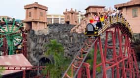Kuala Lumpur: Sunway Lagoon Theme Park billet med transfer