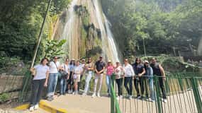 Excursão à famosa Cascata Cola de Caballo e à vila mágica de Santiago NL