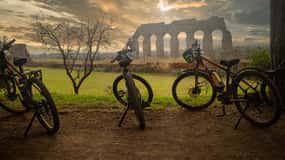 Roma: Appian Way eBike tour, Aqueducts Catacombs & Brunch