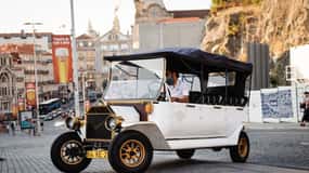 Porto og Foz: Privat byrundtur i Douro i en elektrisk Ford T