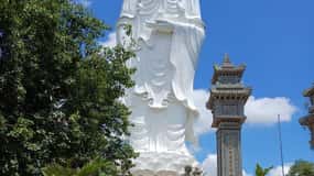 Ba Ho Waterfall and Cham Tower Day Tour From Nha Trang