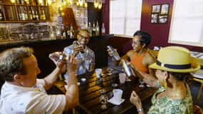 Nassau: 45-minute Private Rum Tasting & Mixology