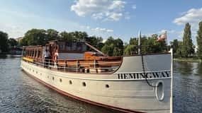 Berlin: Historisk båttur med sightseeing i stadskärnan