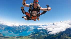 From Zurich: Interlaken Skydiving & Scenic Flight Adventure