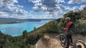 The lakeside panoramic tour: Guided electric scooter rides