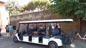 Rome : Tour de ville en voiturette de golf avec prise en charge à l'hôtel et Gelato