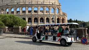 Rome: Fun Golf Cart Tour with Music and Gelato