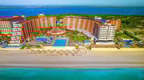 Prywatny transfer z CUN do Crown Paradise Club Cancun