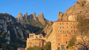PREMIUM: EXPERIENCE IN MONTSERRAT - BARCELONA