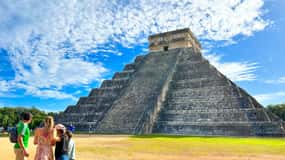 Cancún: Ekskluzywny wschód słońca w Chichén Itzá, doświadczony przewodnik