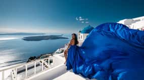 Flying dress Photoshoot in Santorini with Hotel Pickup