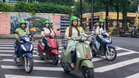 בוקר טוב סייגון עם אופנוע