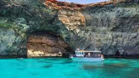 Comino: Blue Lagoon, Crystal Lagoon and Sea Caves Boat Tour