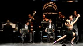 La Ventana VIP: Tango Lesson + Dinner + Show