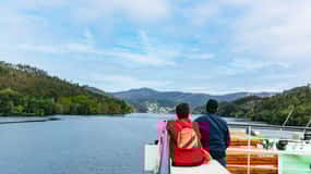 Do Porto: Cruzeiro no Rio Douro até à Régua com almoço