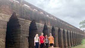 Transferência rodoviária Phnom Penh - Siem Reap e visitas turísticas