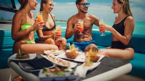Tulum Bliss: Exclusive Luxe Yacht Experience
