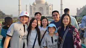 Agra: Guided Tour of Taj Mahal, Agra Fort and Fatehpur Sikri