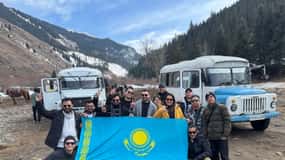 Almaty: Viagem de 1 dia ao lago Kolsai, ao lago Kaindy e ao desfiladeiro Charyn