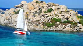 Bonifacio: Catamaran trip with snorkeling at the Lavezzi Islands