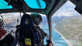 From Bergen: Trolltunga and Waterfalls Helicopter Tour