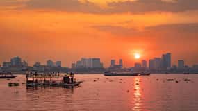 Phnom Penh: Sunset Cruise & Evening City Tour by Tuk Tuk