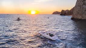 La Paz: Private Sunset Cruise W/ Snorkeling & Seafront View