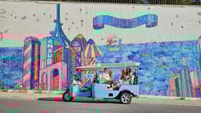 Lisbon: 2h or 4h Private TukTuk Tour with a True Local Guide