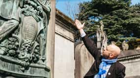 Paris: Pere Lachaise Cemetery Guided Tour
