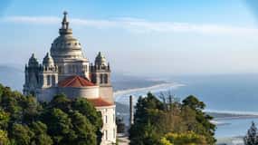 From Porto: Viana do Castelo, Braga and Guimarães Day Tour