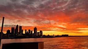 Auckland: Rejs „Nightlights” z kanapkami i drinkiem
