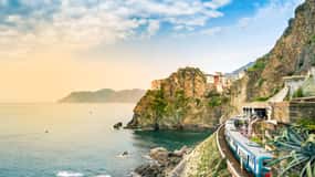 Cinque Terre Express: Treno tra La Spezia e Monterosso