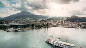 From Zurich: Day Trip to Lucerne with Optional Yacht Cruise
