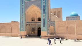 Bukhara: Walking Tour with a Small Group