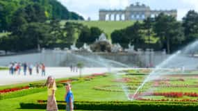 Vienna Private Full Day Tour – Tickets to Schönbrunn & Lunch