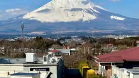 Tokyo: Mt. Fuji & Hakone Tour with Lake Cruise & Outlet