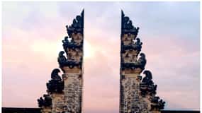 Ubud : visite de la Porte du Ciel Lempuyang, du Palais de l'Eau et des chutes d'eau