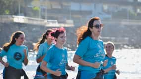 Gran Canaria: Playa del Inglés Girls' Surf Experience